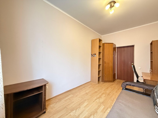 Продам двухкомнатную (2-комн.) квартиру, Хужокова ул, 145, Нальчик г