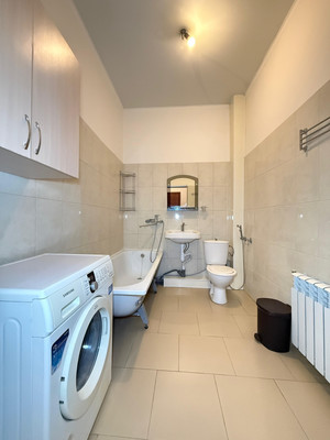 Продам двухкомнатную (2-комн.) квартиру, Хужокова ул, 145, Нальчик г