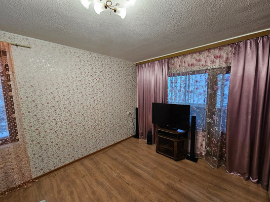 Продам двухкомнатную (2-комн.) квартиру, Ленина ул, 10, Костомукша г