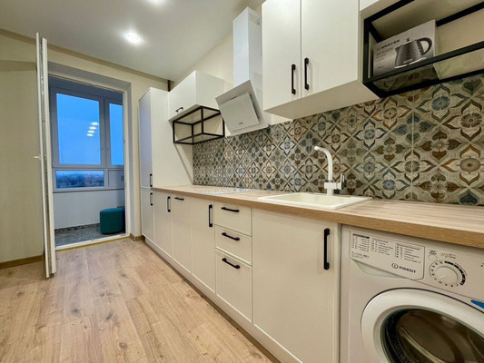 Продам однокомнатную (1-комн.) квартиру, Гептнера ул, 17к1, Пионерский г