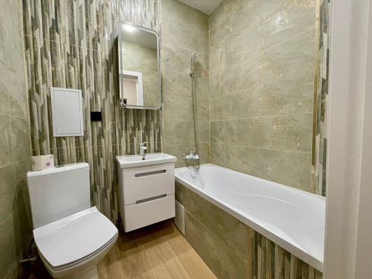 Продам однокомнатную (1-комн.) квартиру, Гептнера ул, 17к1, Пионерский г