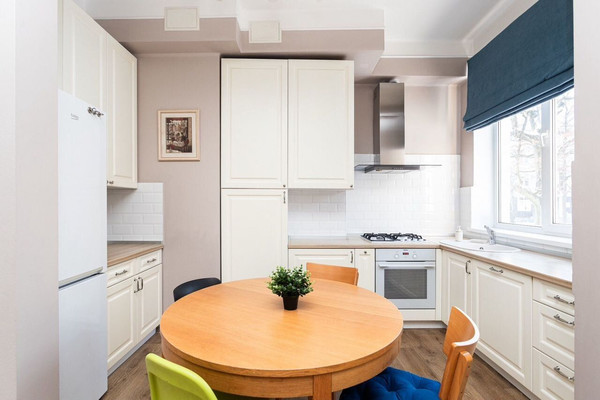 Продам двухкомнатную (2-комн.) квартиру, Брамса ул, 29, Калининград г