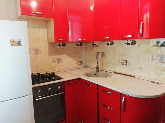 Продам двухкомнатную (2-комн.) квартиру, Андропова ул, 26/28, Ступино г