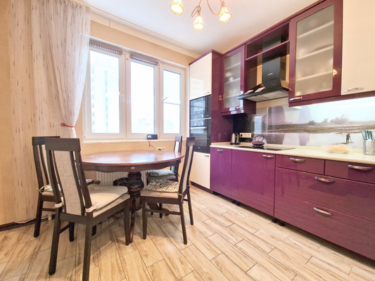 Сдам трехкомнатную (3-комн.) квартиру, Кашёнкин Луг ул, 6к3, Москва г