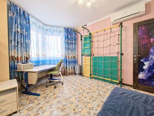 Сдам трехкомнатную (3-комн.) квартиру, Кашёнкин Луг ул, 6к3, Москва г