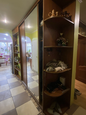 Продам трехкомнатную (3-комн.) квартиру, Маршала Тухачевского ул, 33, Москва г