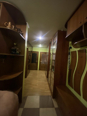 Продам трехкомнатную (3-комн.) квартиру, Маршала Тухачевского ул, 33, Москва г