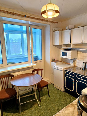 Продам двухкомнатную (2-комн.) квартиру, Литовская ул, 8А, Санкт-Петербург г