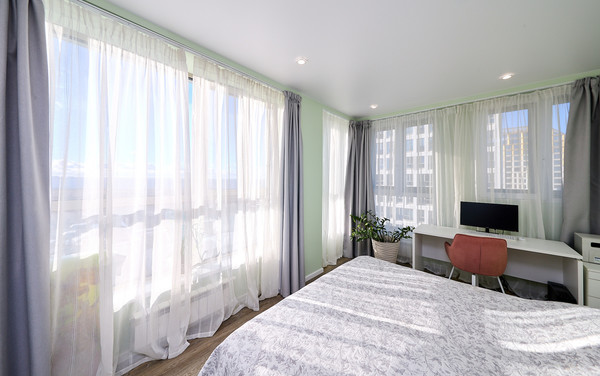 Продам трехкомнатную (3-комн.) квартиру, Челюскина ул, 4, Санкт-Петербург г