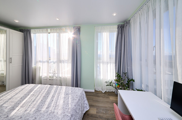 Продам трехкомнатную (3-комн.) квартиру, Челюскина ул, 4, Санкт-Петербург г