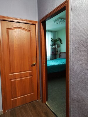 Продам трехкомнатную (3-комн.) квартиру, Коломенская ул, 21, Москва г