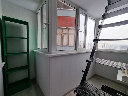 Сдам трехкомнатную (3-комн.) квартиру, Ленинский пр-кт, 129к1, Москва г