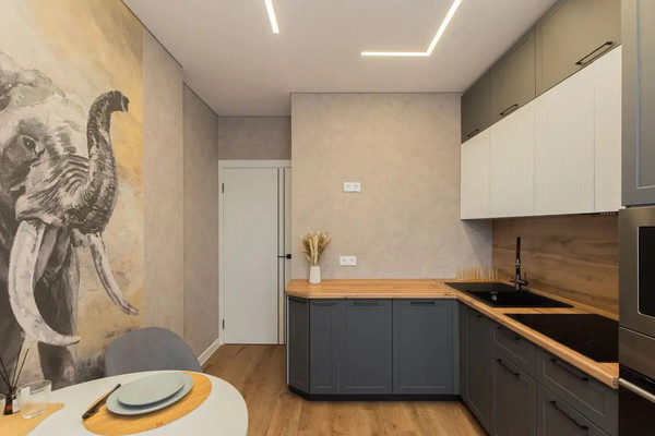 Продам двухкомнатную (2-комн.) квартиру, Новороссийская ул, 90/2к1, Краснодар г