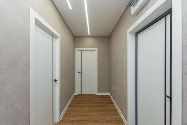 Продам двухкомнатную (2-комн.) квартиру, Новороссийская ул, 90/2к1, Краснодар г