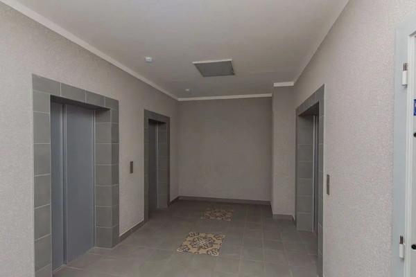 Продам двухкомнатную (2-комн.) квартиру, Новороссийская ул, 90/2к1, Краснодар г