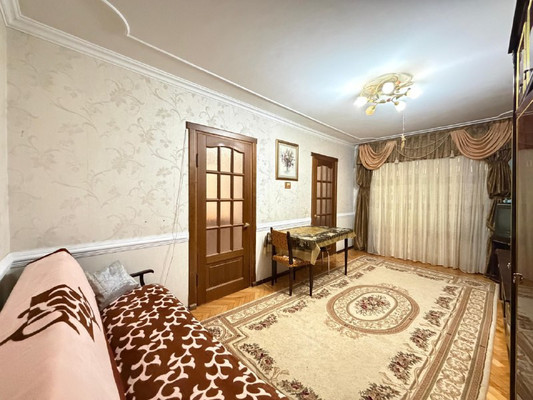 Продам многокомнатную квартиру, Ингушская ул, 13, Нальчик г