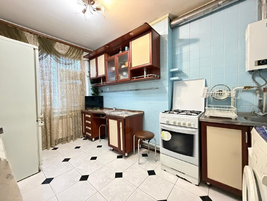 Продам многокомнатную квартиру, Ингушская ул, 13, Нальчик г