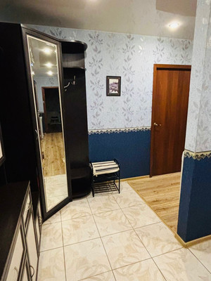 Продам трехкомнатную (3-комн.) квартиру, Колтушское ш, 19к1, Кальтино д