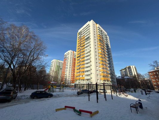 Продам однокомнатную (1-комн.) квартиру, Новаторов ул, 8Ак3, Казань г