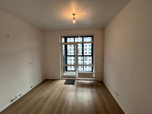 Продам двухкомнатную (2-комн.) квартиру, Пригородное (Пригород Лесное мкр.) ш, 8, Мисайлово д