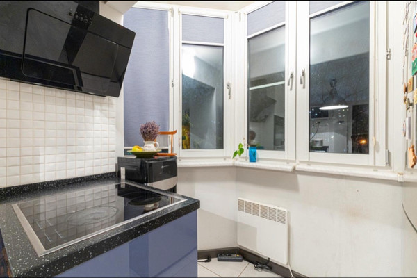 Продам трехкомнатную (3-комн.) квартиру, Загородное ш, 9к1, Москва г