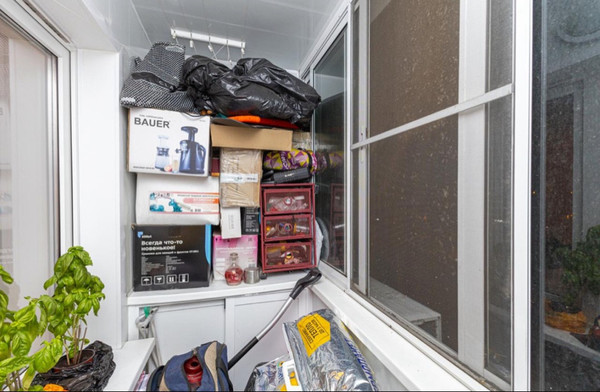 Продам трехкомнатную (3-комн.) квартиру, Загородное ш, 9к1, Москва г