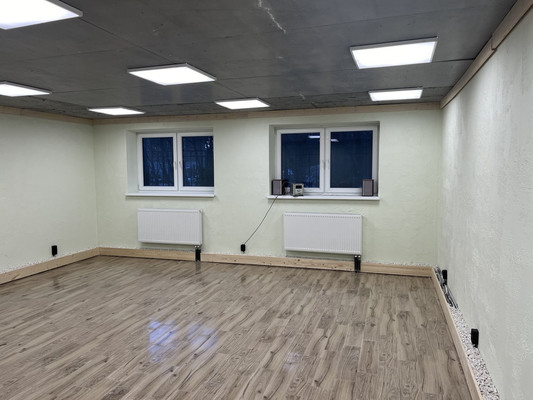 Продам коммерческое помещение 100 м2, Тихоненко ул, 17а, Калининград г