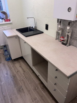 Продам коммерческое помещение 100 м2, Тихоненко ул, 17а, Калининград г