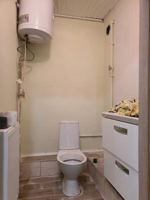 Продам коммерческое помещение 100 м2, Тихоненко ул, 17а, Калининград г