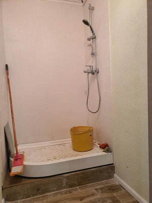 Продам коммерческое помещение 100 м2, Тихоненко ул, 17а, Калининград г