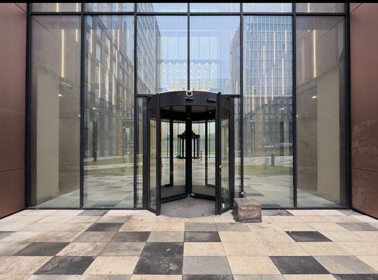 Продам однокомнатную (1-комн.) квартиру, Светланова ул, 11к2, Москва г