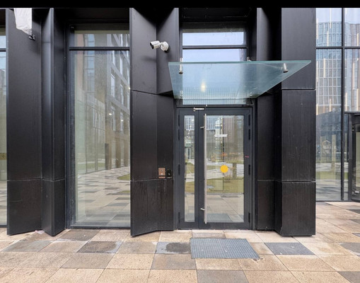 Продам однокомнатную (1-комн.) квартиру, Светланова ул, 11к2, Москва г