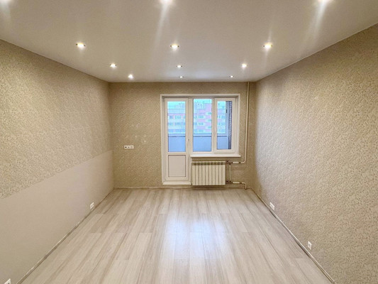 Продам однокомнатную (1-комн.) квартиру, Кузнецова пр-кт, 21А, Санкт-Петербург г