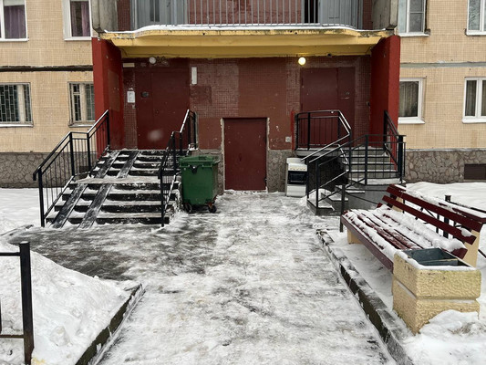 Продам однокомнатную (1-комн.) квартиру, Кузнецова пр-кт, 21А, Санкт-Петербург г