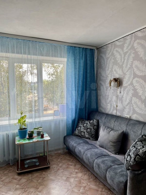 Продам комнату в 3-комн. квартире, Псковская ул, 16, Великий Новгород г