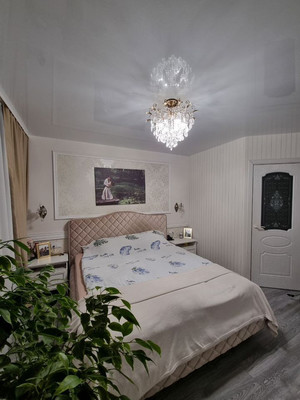 Продам трехкомнатную (3-комн.) квартиру, Пригородная ул, 13, Калининград г