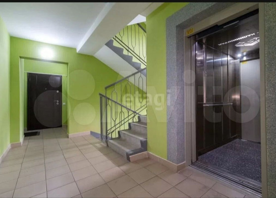 Продам трехкомнатную (3-комн.) квартиру, Пригородная ул, 13, Калининград г