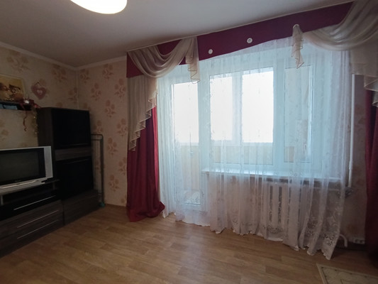 Сдам однокомнатную (1-комн.) квартиру, Грига ул, 15, Калининград г