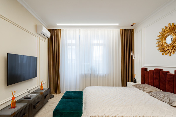 Продам двухкомнатную (2-комн.) квартиру, Свердловская наб, 58, Санкт-Петербург г