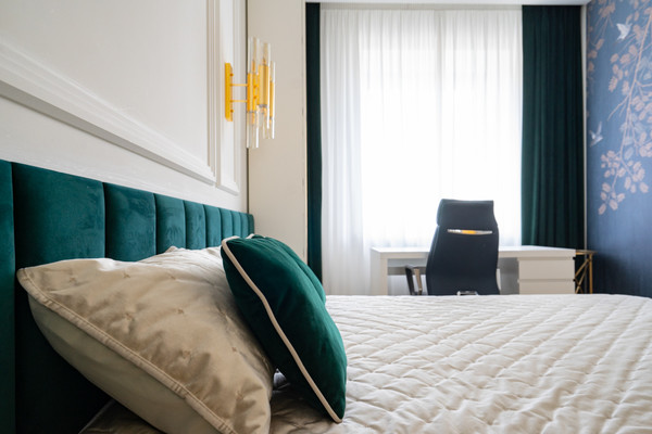 Продам двухкомнатную (2-комн.) квартиру, Свердловская наб, 58, Санкт-Петербург г