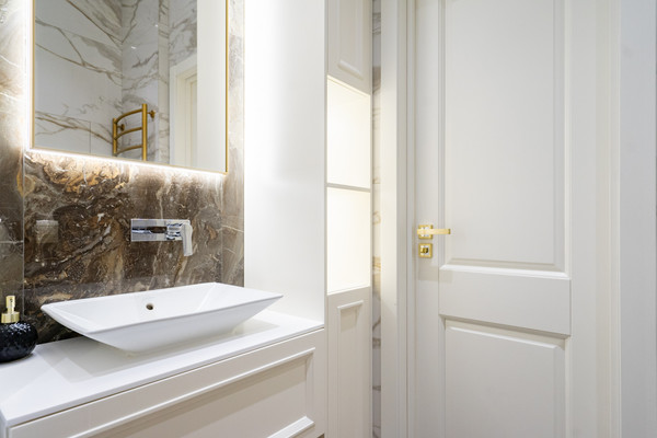 Продам двухкомнатную (2-комн.) квартиру, Свердловская наб, 58, Санкт-Петербург г