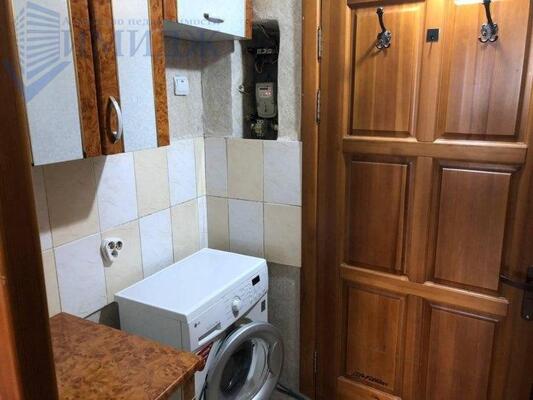 Сдам однокомнатную (1-комн.) квартиру, Курчатова ул, 12, Красноярск г