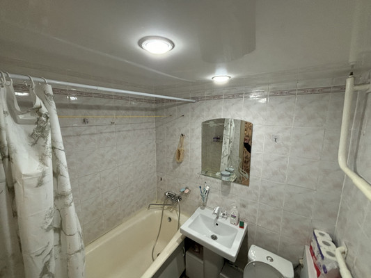 Продам однокомнатную (1-комн.) квартиру, Оплеснина ул, 58а, Сыктывкар г