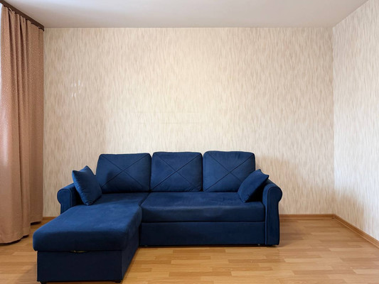 Продам однокомнатную (1-комн.) квартиру, Загородная ул, 37к2, Понтонный п