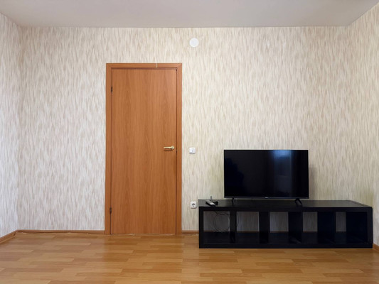 Продам однокомнатную (1-комн.) квартиру, Загородная ул, 37к2, Понтонный п