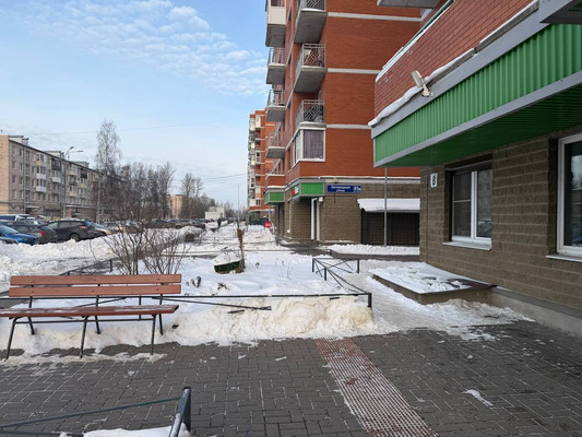 Продам однокомнатную (1-комн.) квартиру, Загородная ул, 37к2, Понтонный п