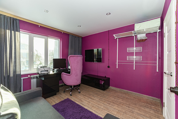 Продам трехкомнатную (3-комн.) квартиру, Шейнкмана ул, 134, Екатеринбург г