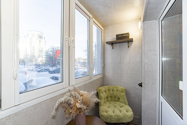 Продам трехкомнатную (3-комн.) квартиру, Шейнкмана ул, 134, Екатеринбург г