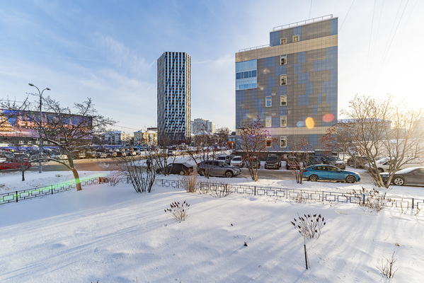 Продам трехкомнатную (3-комн.) квартиру, Шейнкмана ул, 134, Екатеринбург г