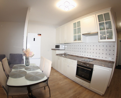 Продам двухкомнатную (2-комн.) квартиру, Строителей ул, 28, Пермь г